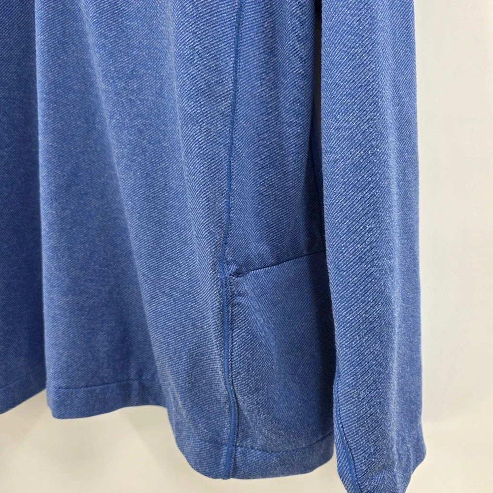 VINEYARD VINES PERFORMANCE 1/4 ZIP SHIRT WOMENS MEDIUM BLUE POCKET LIGHTWEIGHT - Picture 4 of 14